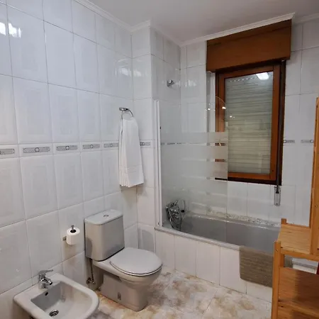 Acogedor Y Amplio Piso En Begona 公寓 希洪