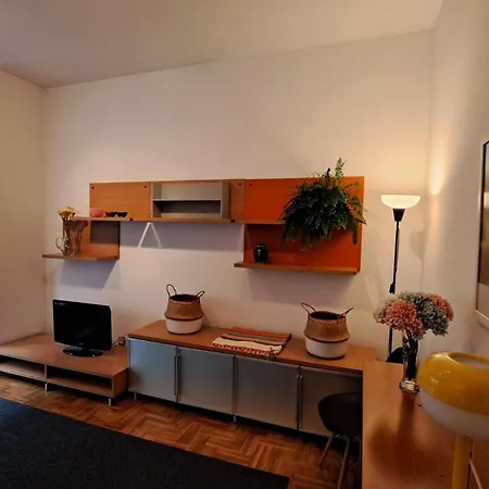 Acogedor Y Amplio Piso En Begona 公寓