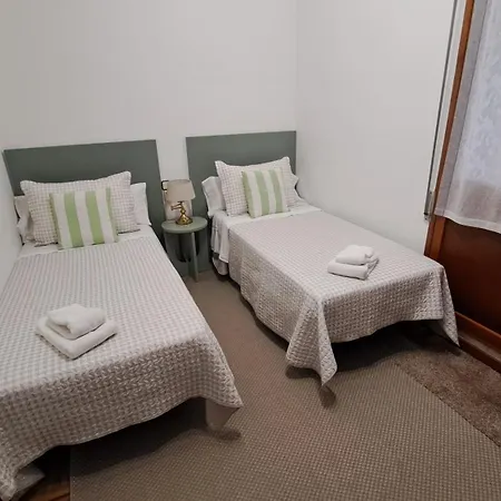 Acogedor Y Amplio Piso En Begoña *