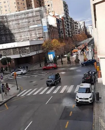 Apartamento Acogedor Y Amplio Piso En Begoña *